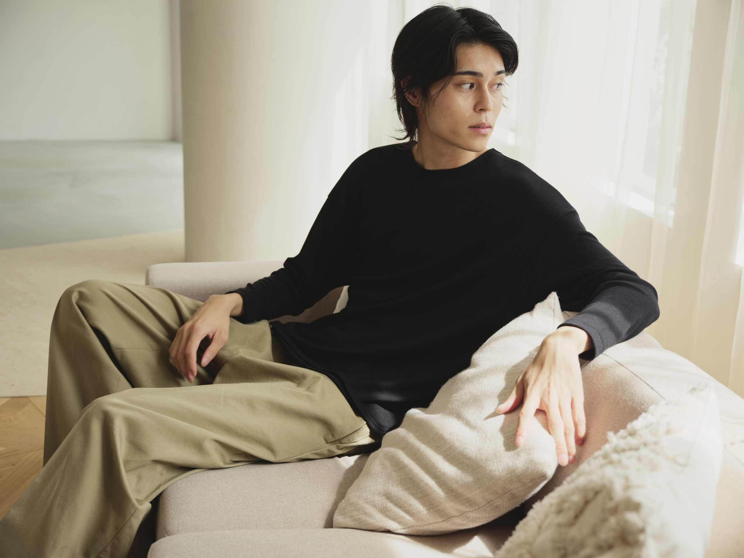 YUDANGI | PLUG IN | Editorial SHOWROOM